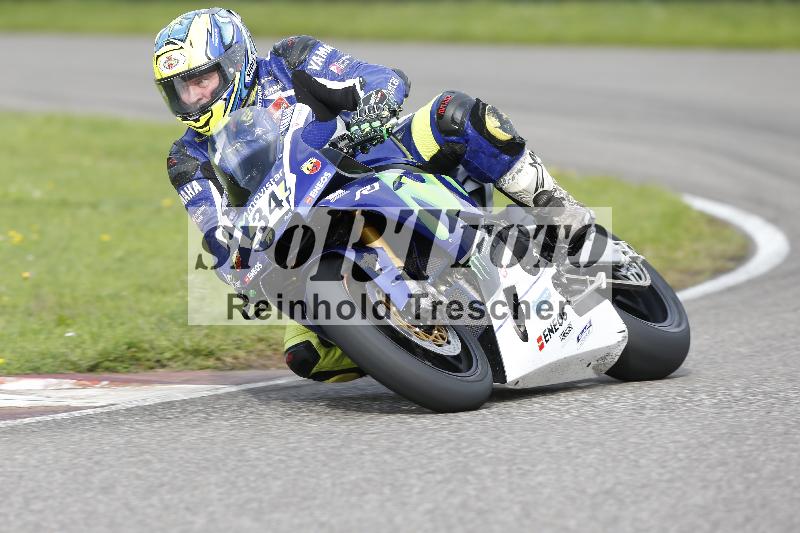 /Archiv-2025/53 16.09.2025 Track Day Domi Aegerter ADR/Gruppe rot/34